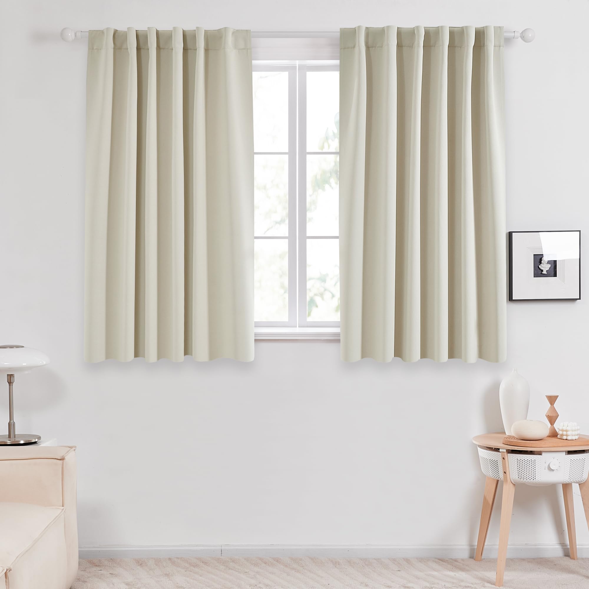 Deconovo Blackout Curtains, Thermal Insulated, W70 x L84 2 Panels, Back Tab, Machine Washable, Room-Darkening Drapes for Bedroom/Living Room Navy Blue