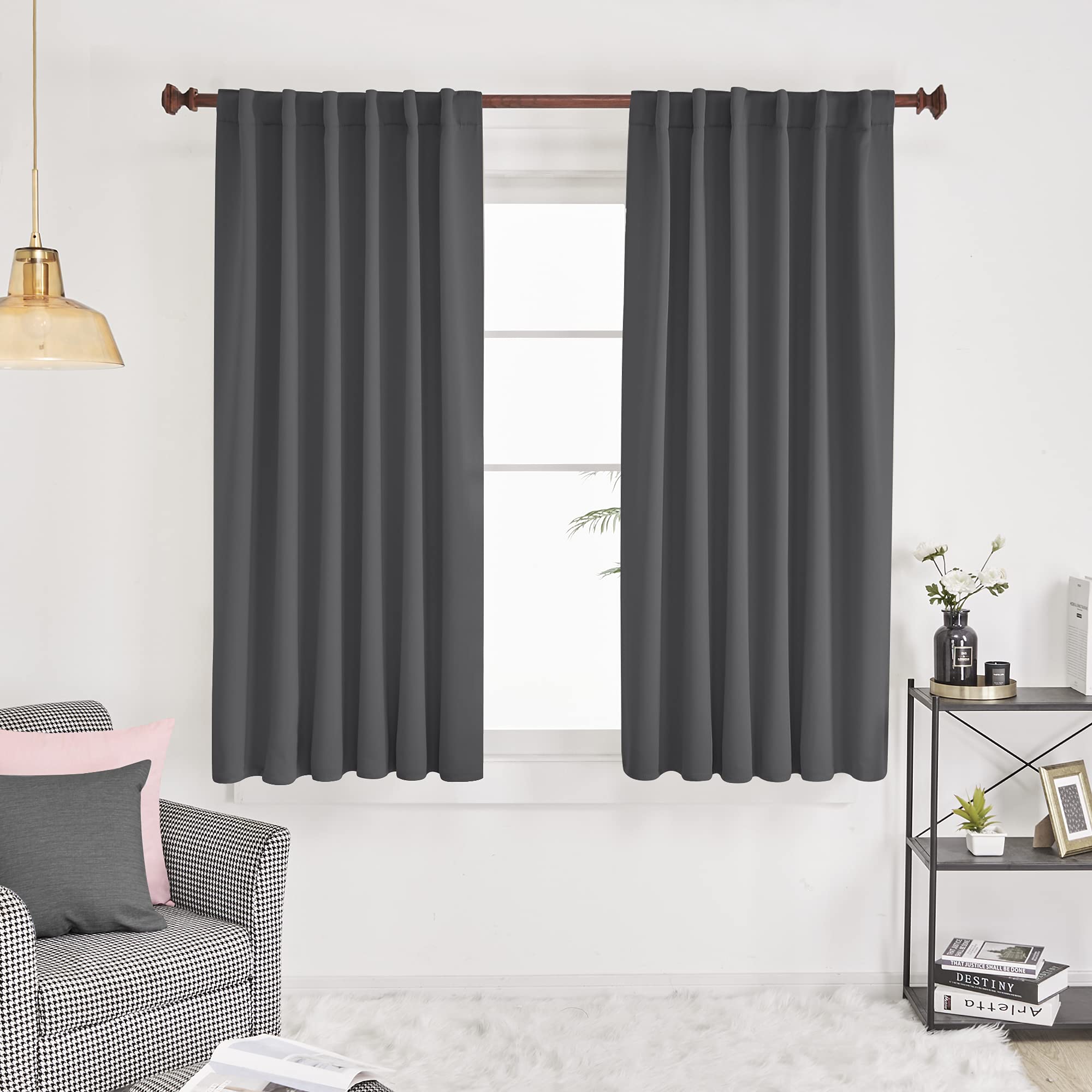 Deconovo Blackout Curtains, Thermal Insulated, W70 x L84 2 Panels, Back Tab, Machine Washable, Room-Darkening Drapes for Bedroom/Living Room Navy Blue